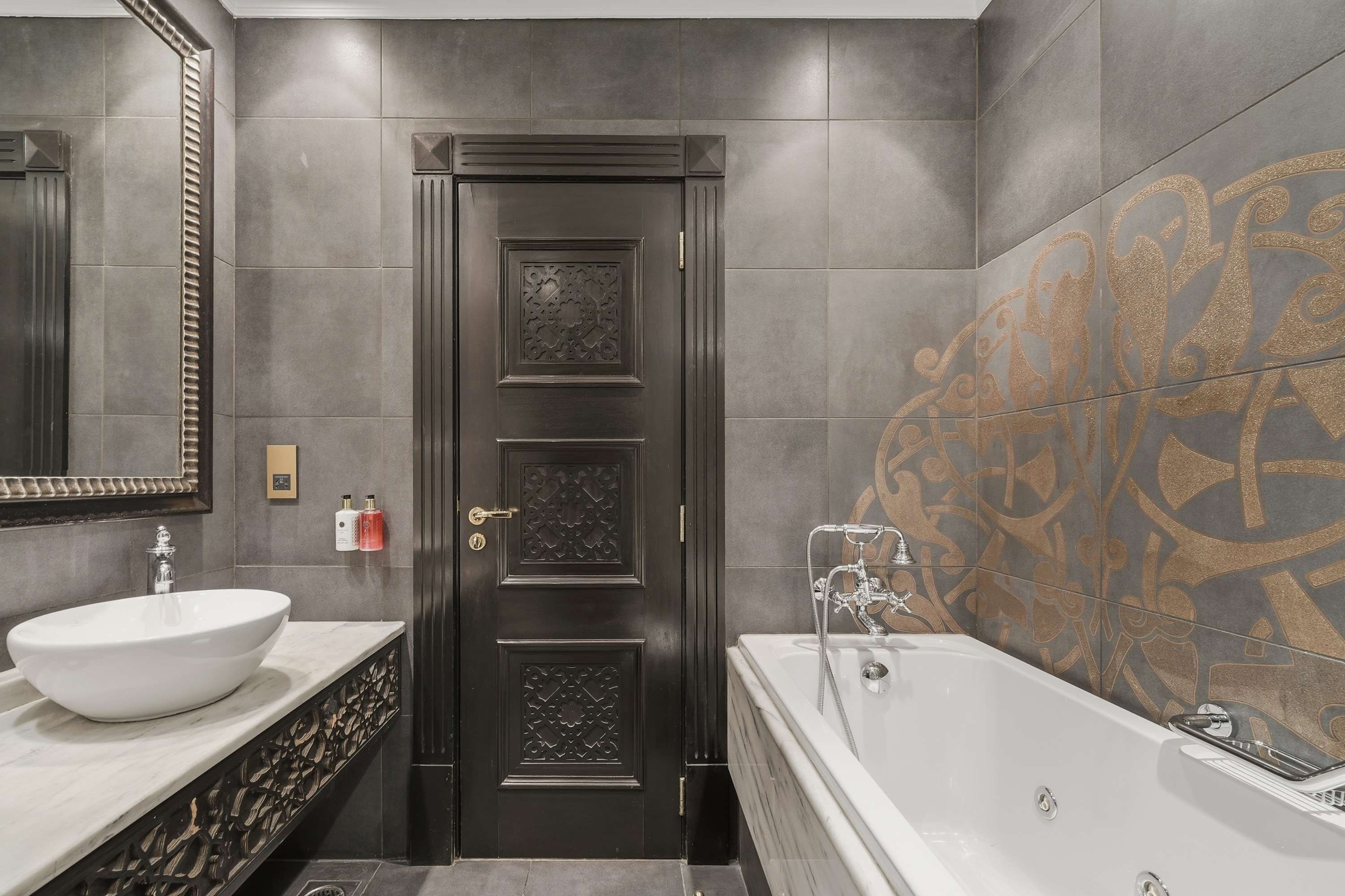 Jumeirah Zabeel Saray Royal Residence Lagoon Villa — photo 19