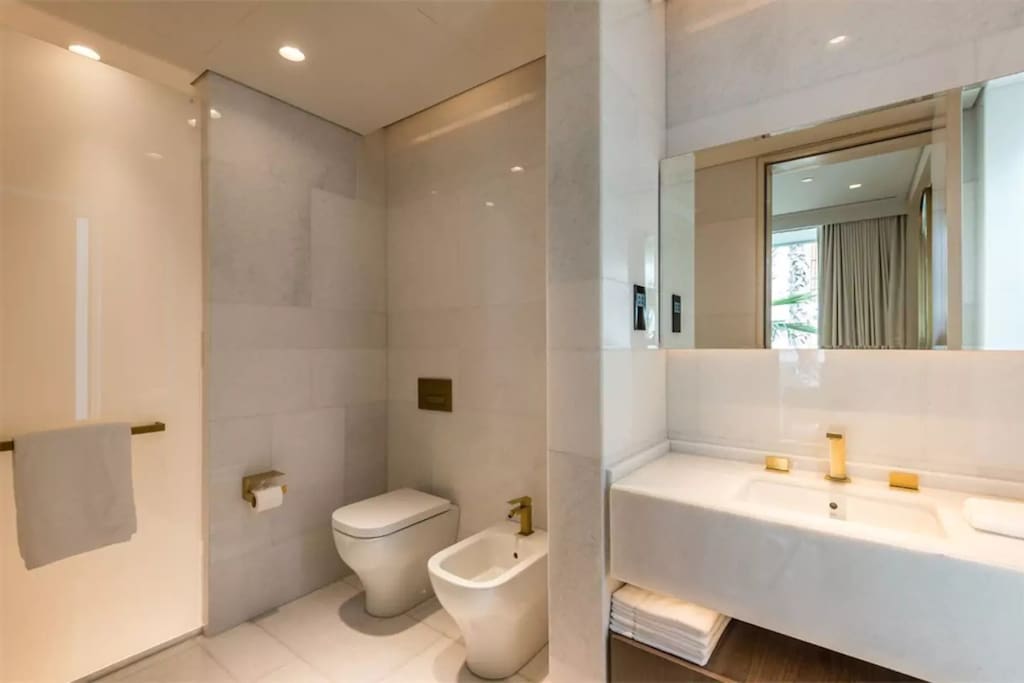 FIVE Palm Beach Villa – Pool & Jacuzzi, 3-Level — photo 20