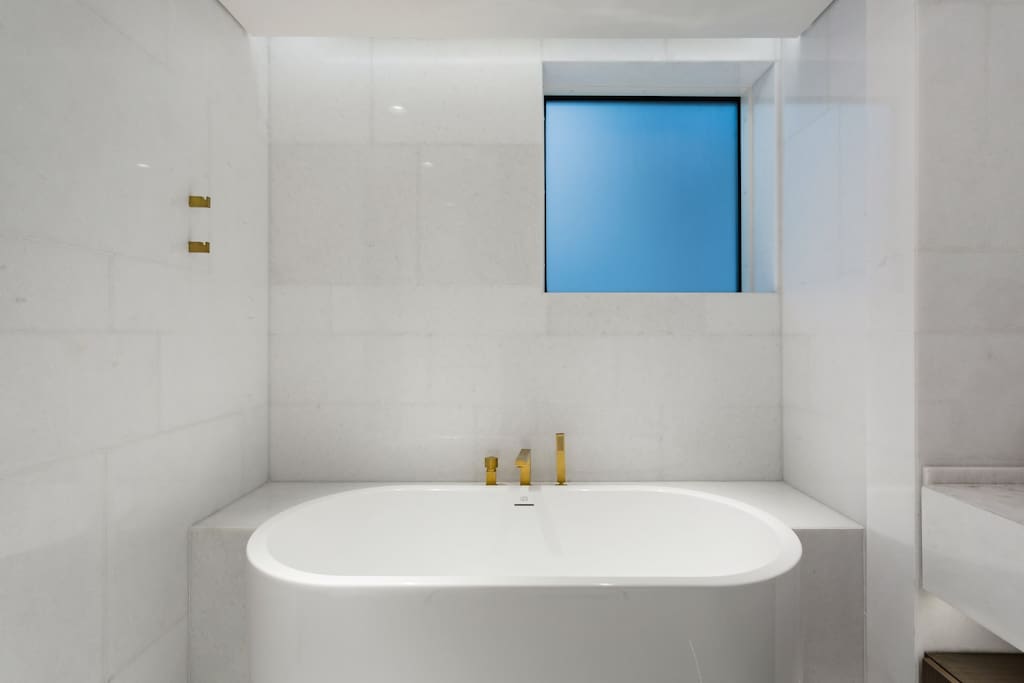 FIVE Palm Beach Villa – Pool & Jacuzzi, 3-Level — photo 27