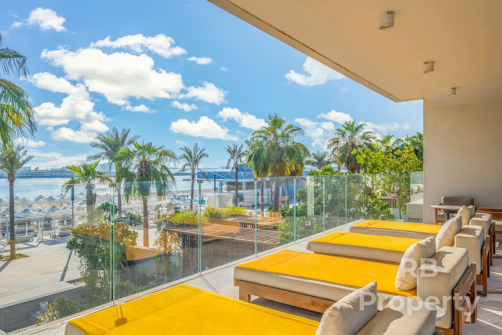 FIVE Palm Beach Villa – Pool & Jacuzzi, 3-Level — photo 37