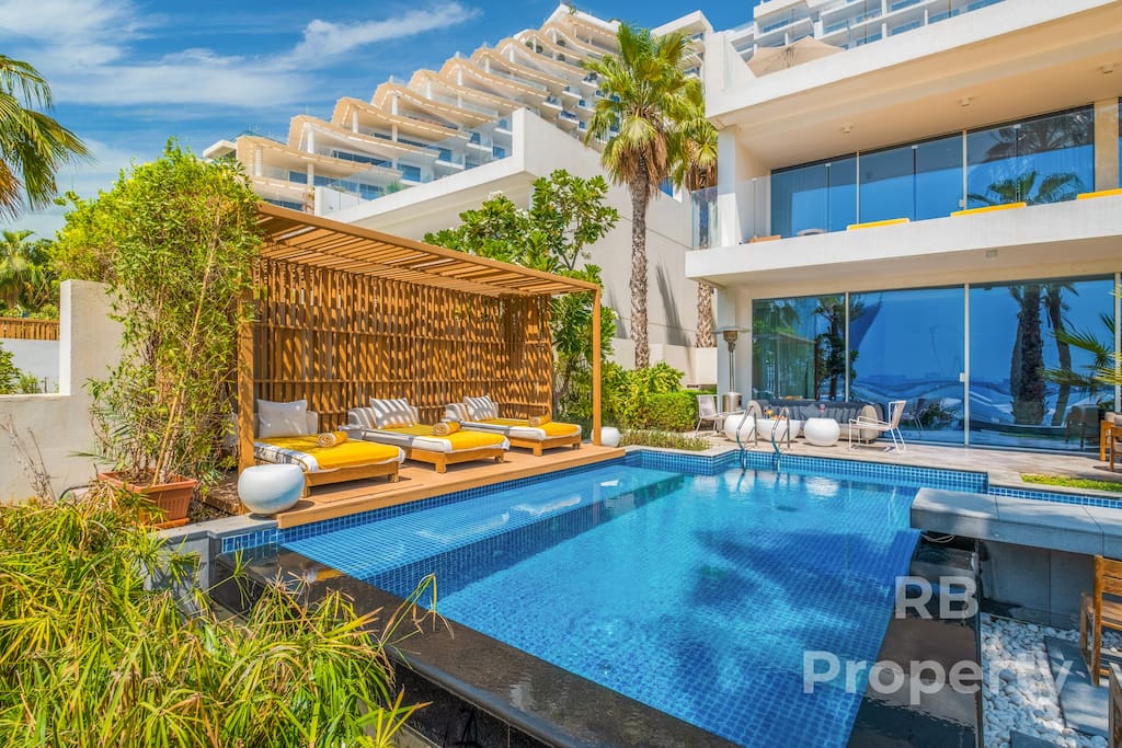 FIVE Palm Beach Villa – Pool & Jacuzzi, 3-Level — photo 42