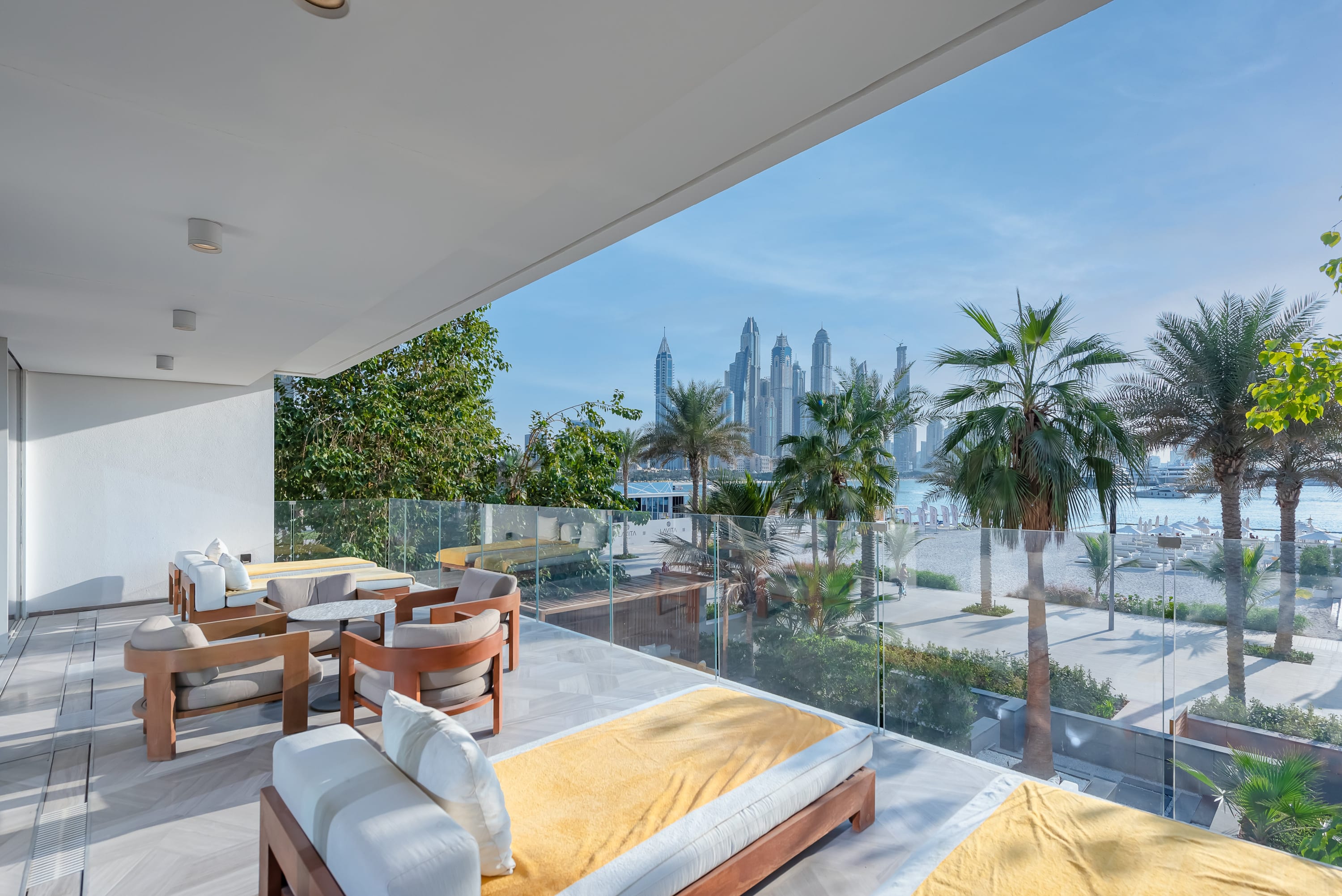 FIVE Palm Beachfront Villa – Private Pool & Jacuzzi — photo 19