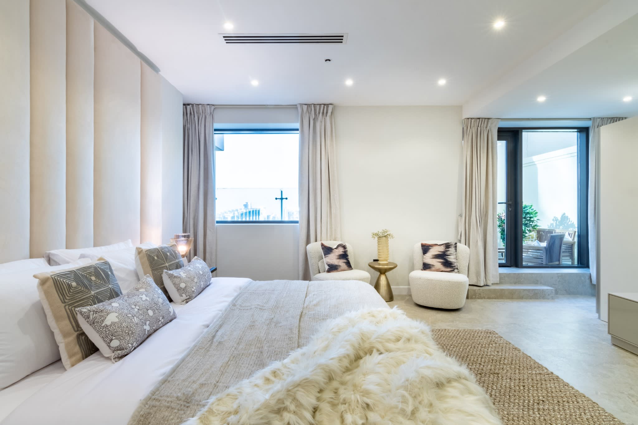 Ultimate 5BR Duplex Sky Villa with Private Pool — photo 11