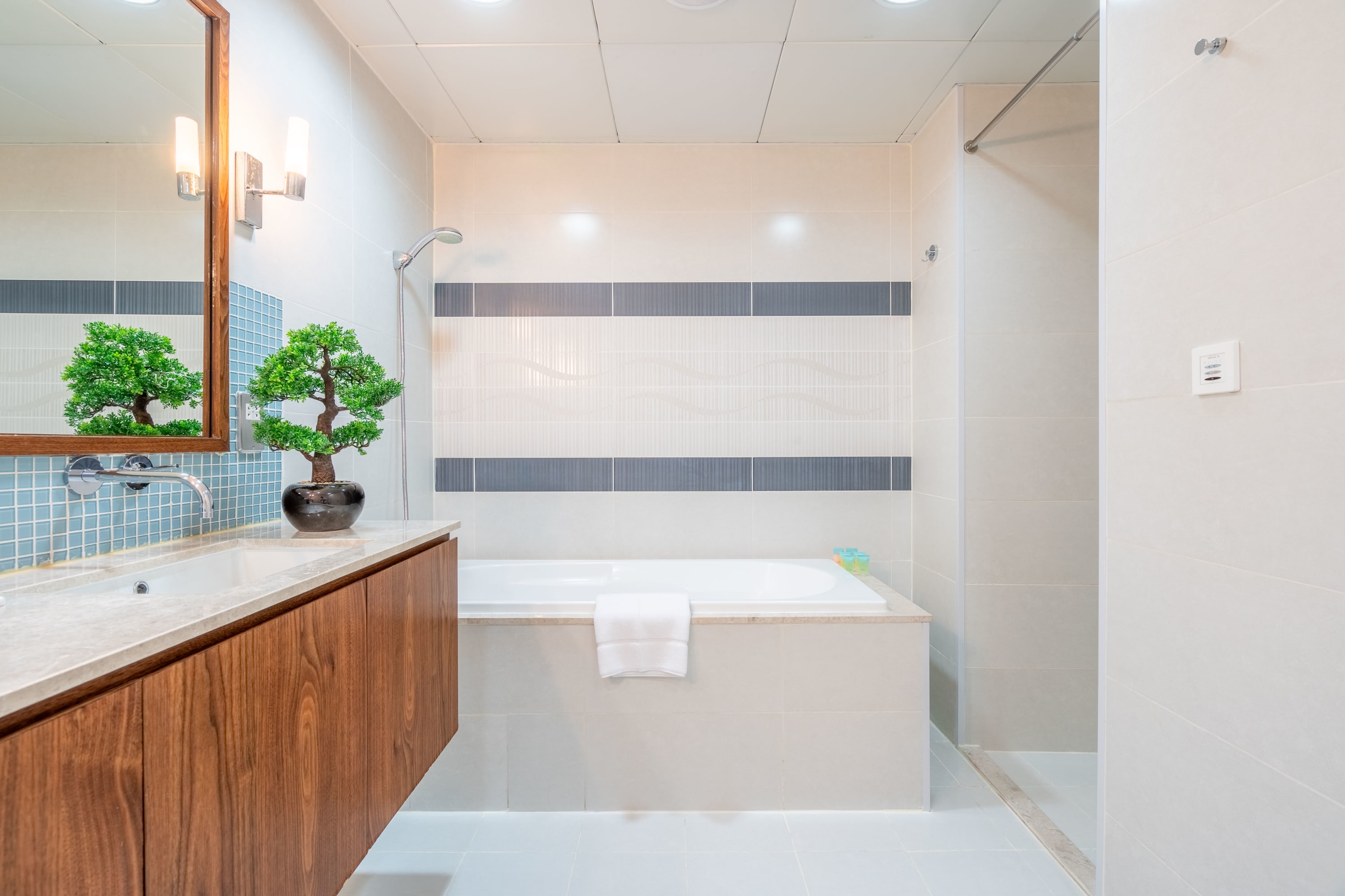 Oceana Luxury 4BR with Resort Access and Sea Views — photo 16