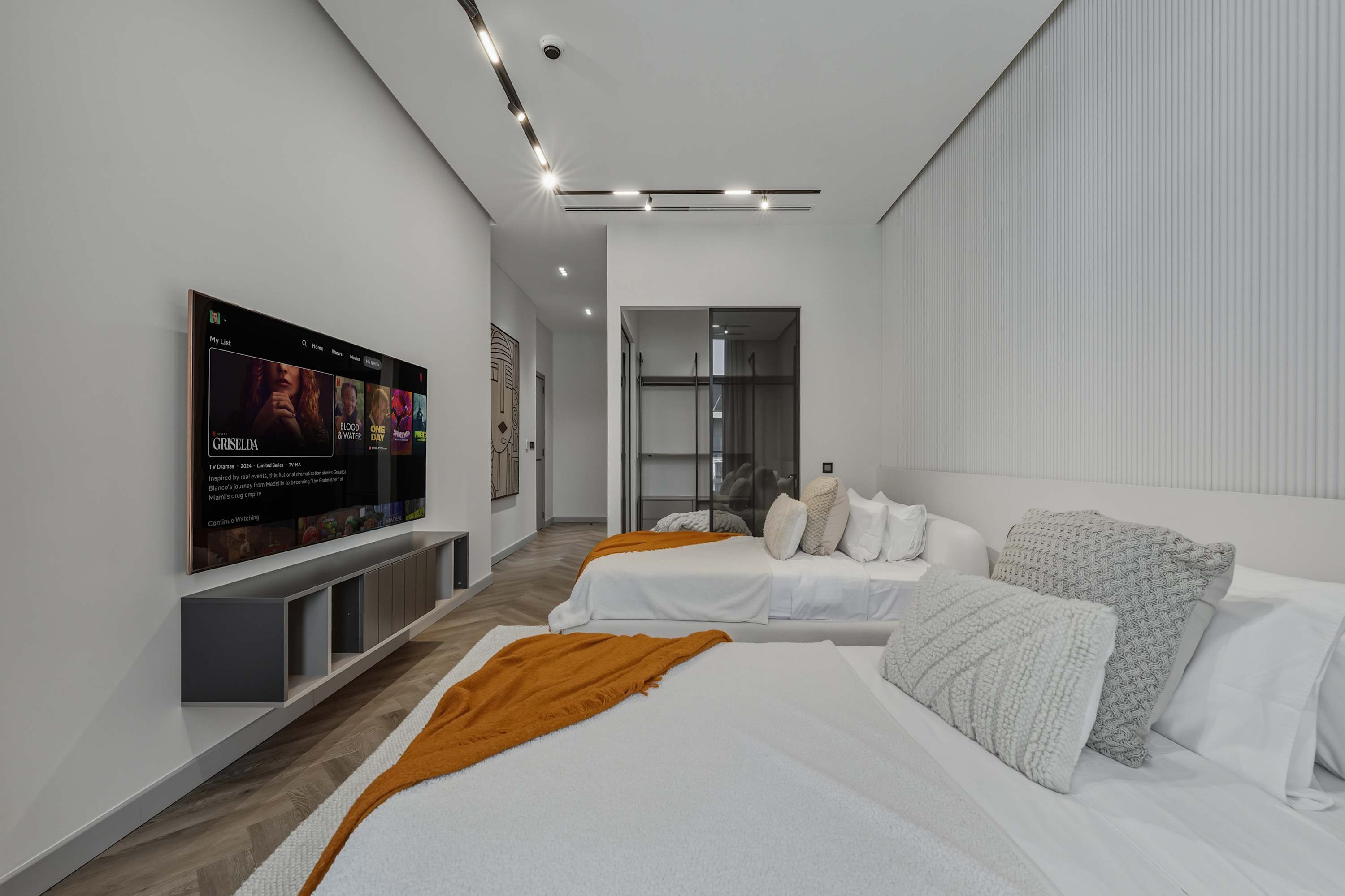 Oceana Resort Sky Villa – Grand Terrace & Jacuzzi — photo 23