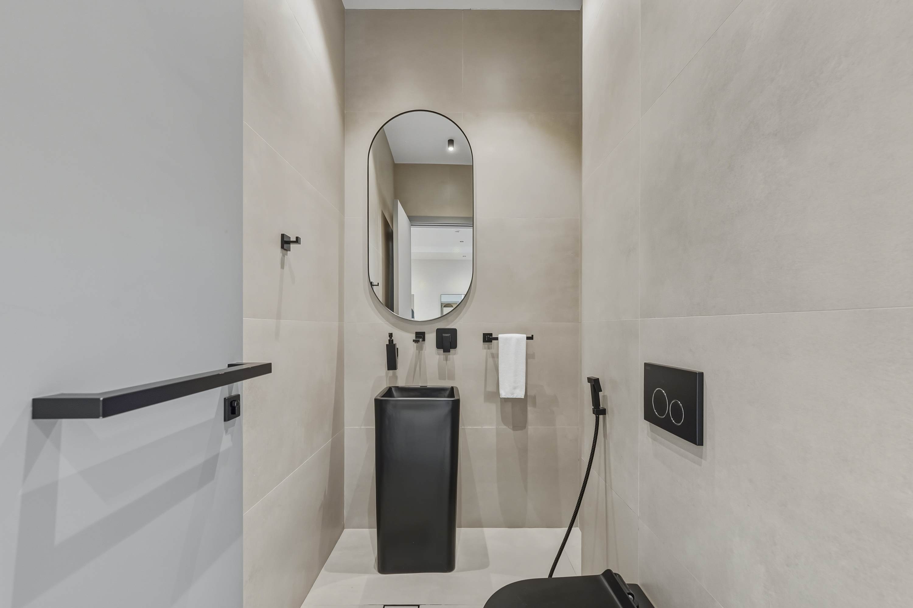 Oceana Resort Sky Villa – Grand Terrace & Jacuzzi — photo 48