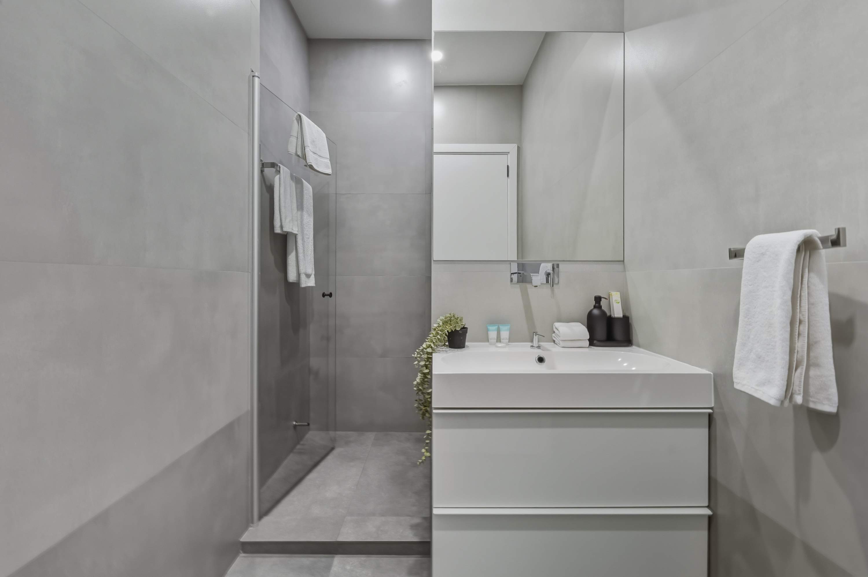 Oceana Resort Sky Villa – Grand Terrace & Jacuzzi — photo 49