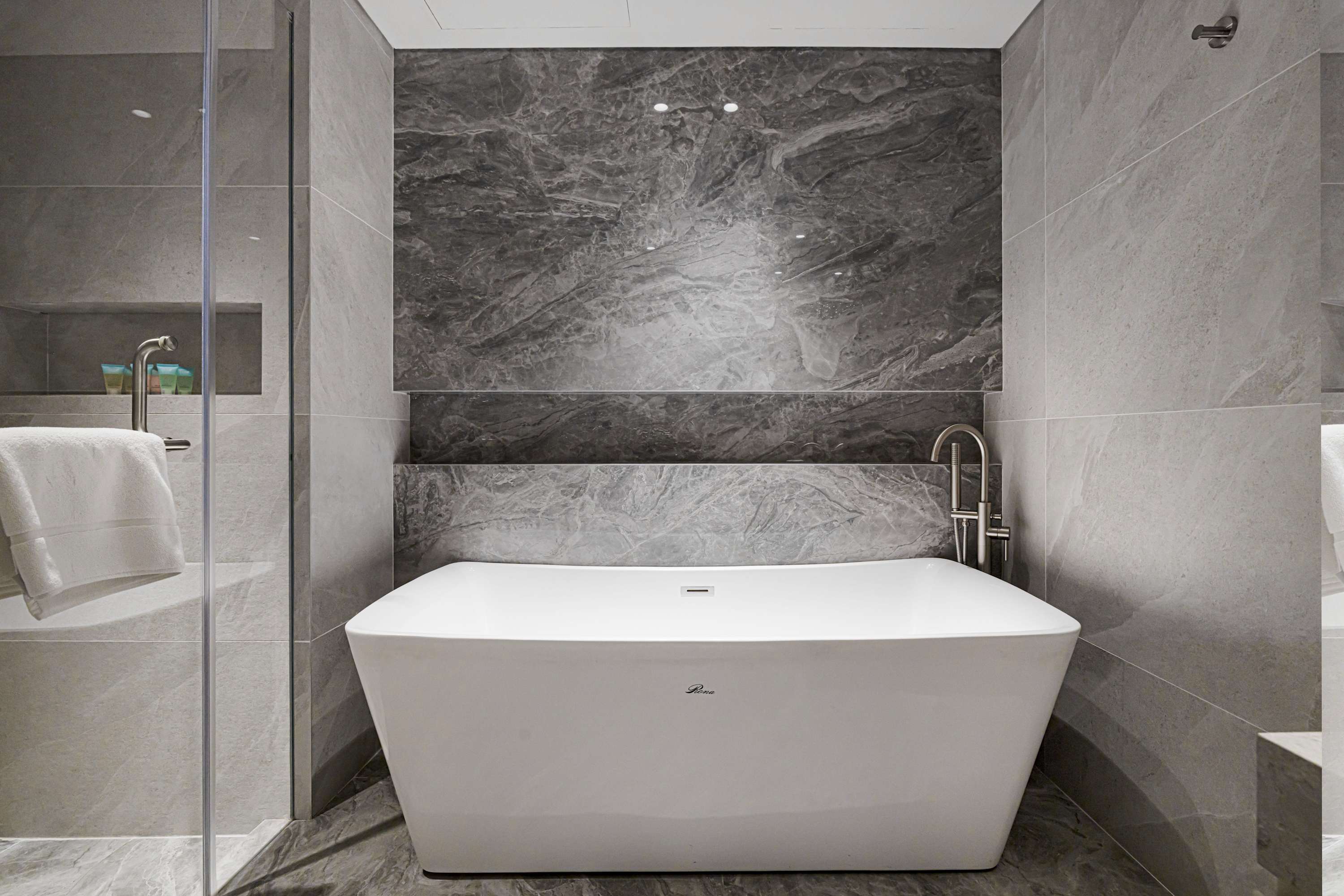 Oceana Resort Super Luxury 4BR with Sea Views — photo 15