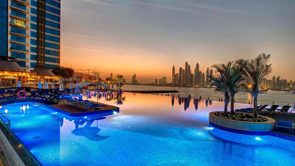 Oceana Resort Super Luxury 4BR with Sea Views — photo 49